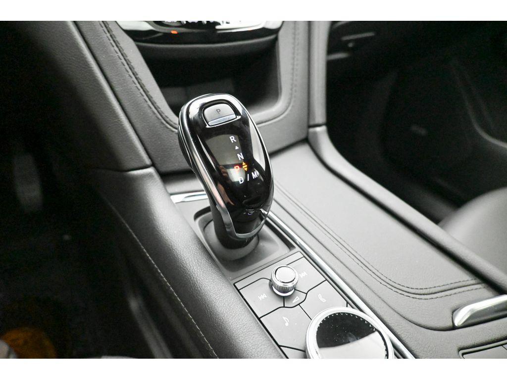 used 2025 Cadillac XT6 car, priced at $47,992