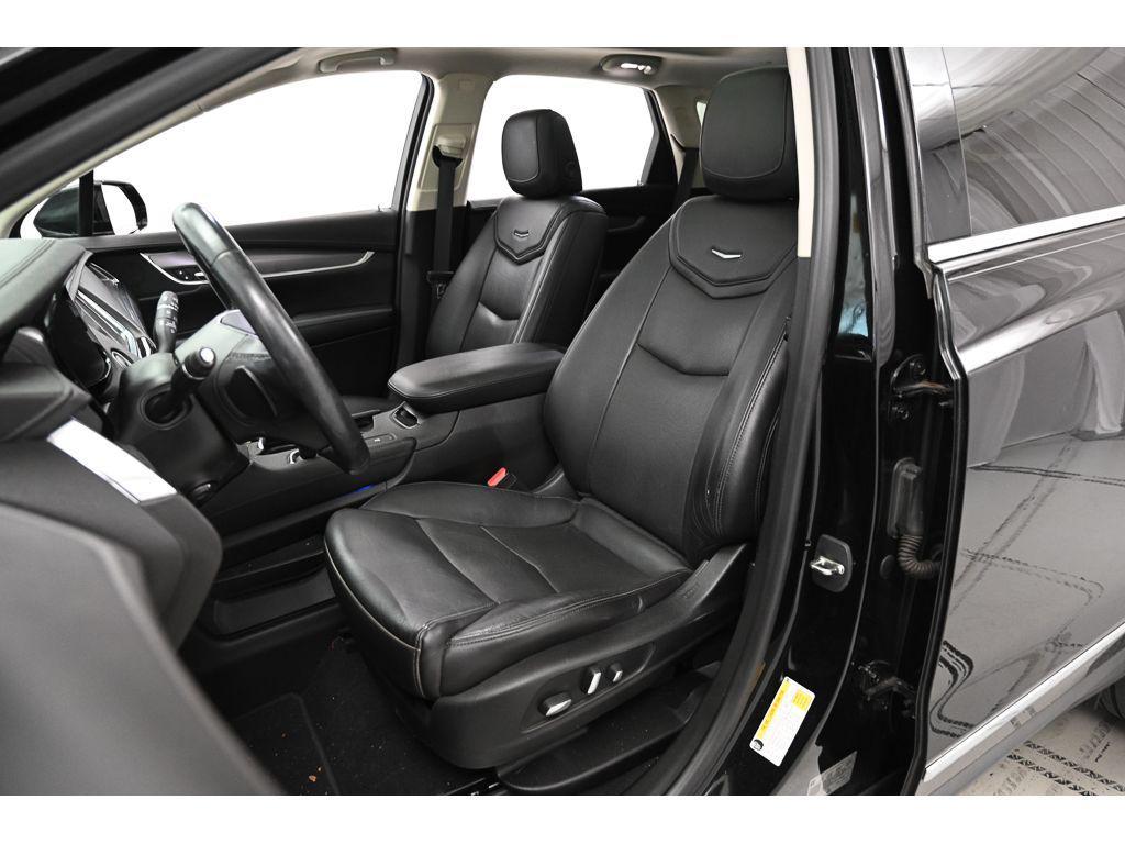 used 2019 Cadillac XT5 car, priced at $24,992