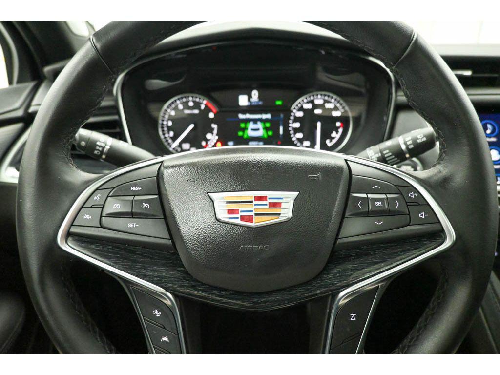 used 2023 Cadillac XT5 car, priced at $29,815