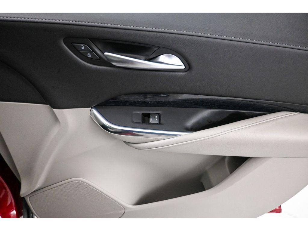 used 2023 Cadillac XT4 car, priced at $31,144