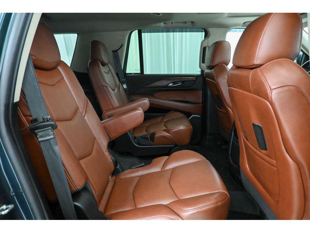 used 2020 Cadillac Escalade car, priced at $43,275