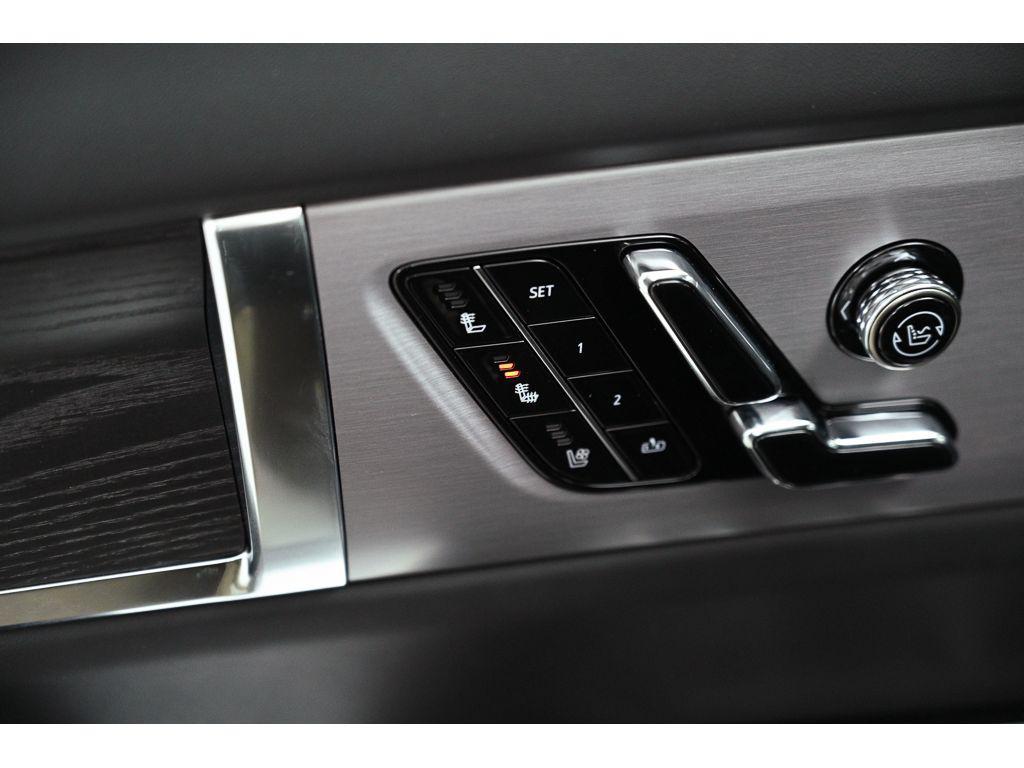 new 2026 Cadillac VISTIQ car, priced at $101,089