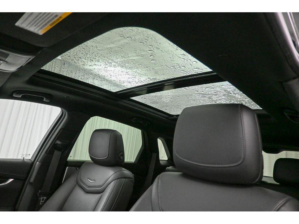 used 2023 Cadillac XT5 car, priced at $27,295