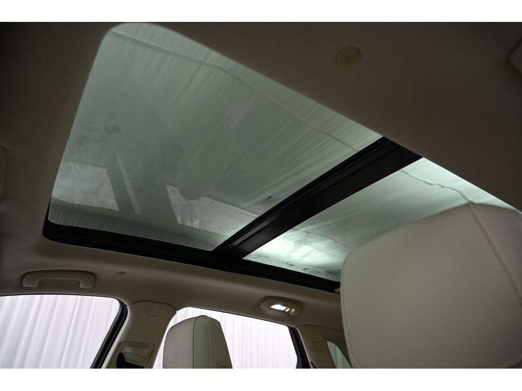 used 2023 Cadillac XT5 car, priced at $28,882