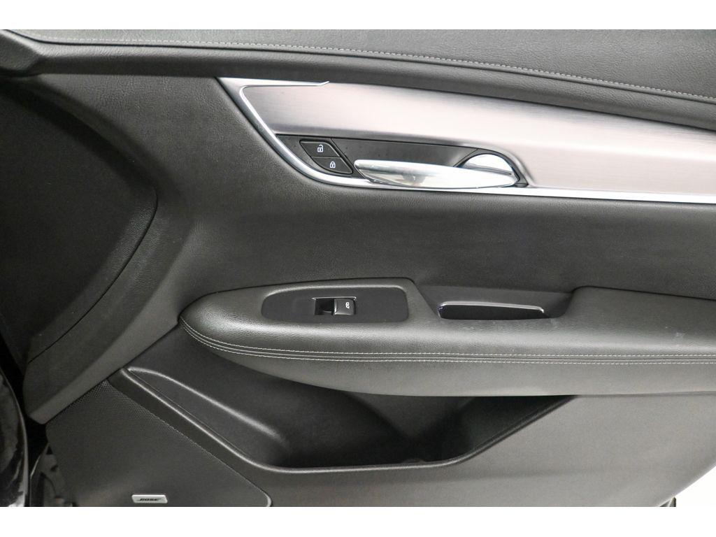 used 2024 Cadillac XT6 car, priced at $43,992