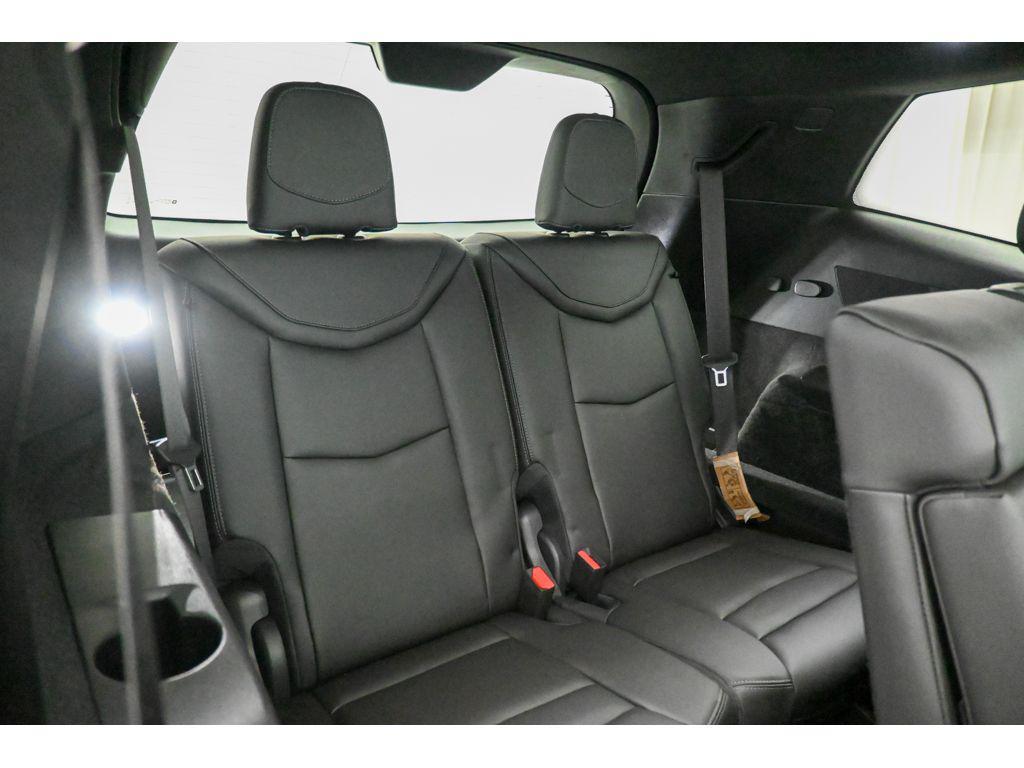 used 2024 Cadillac XT6 car, priced at $43,992