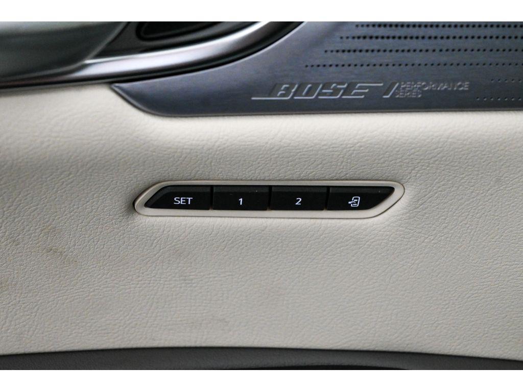 new 2026 Cadillac XT5 car, priced at $61,470