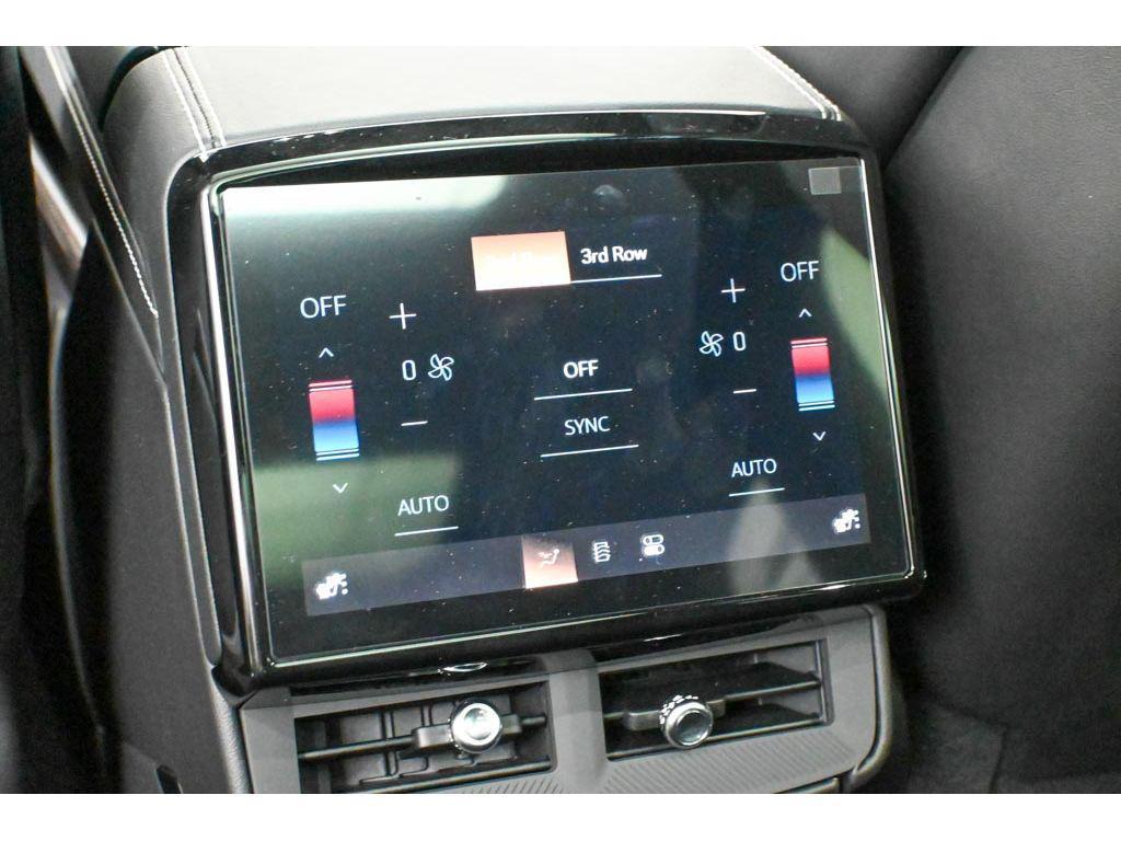 new 2026 Cadillac VISTIQ car, priced at $80,515