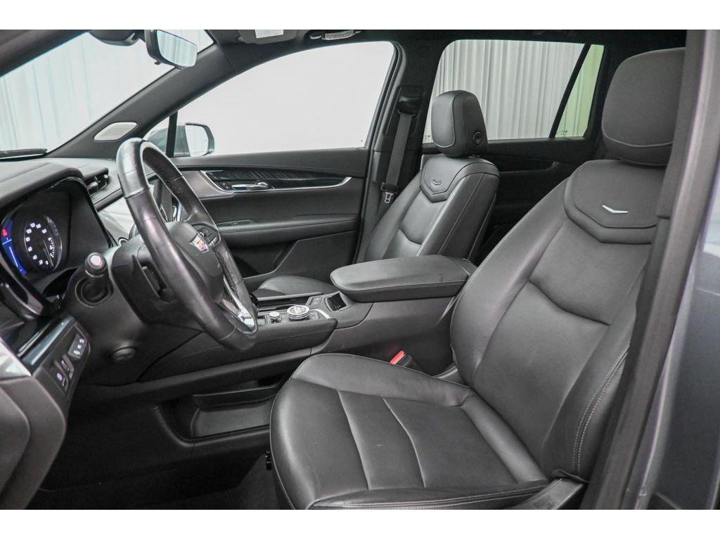 used 2020 Cadillac XT6 car, priced at $29,995