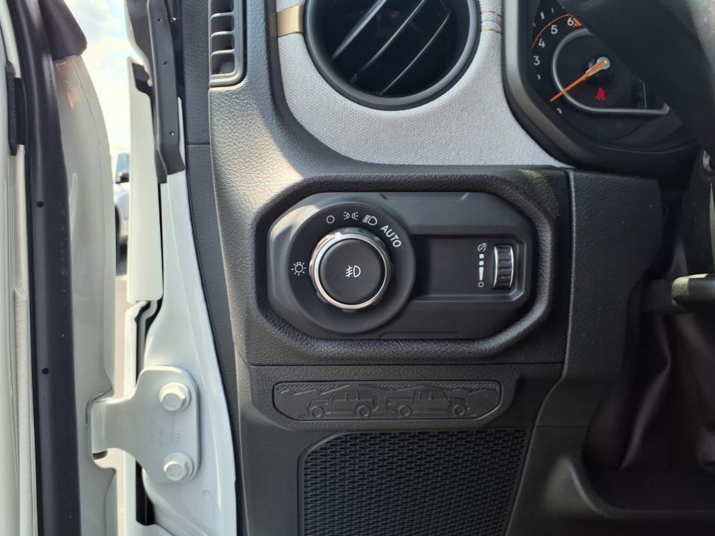 new 2025 Jeep Wrangler car, priced at $42,013