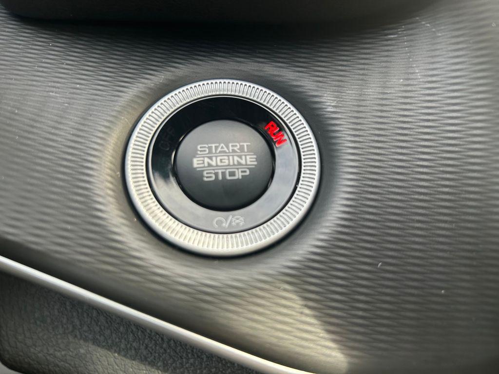 new 2025 Jeep Grand Cherokee L car, priced at $43,508