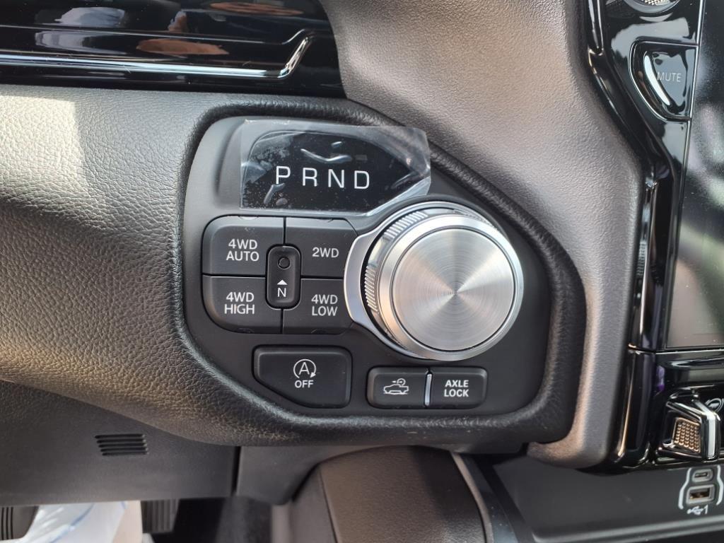 new 2025 Ram 1500 car, priced at $62,053