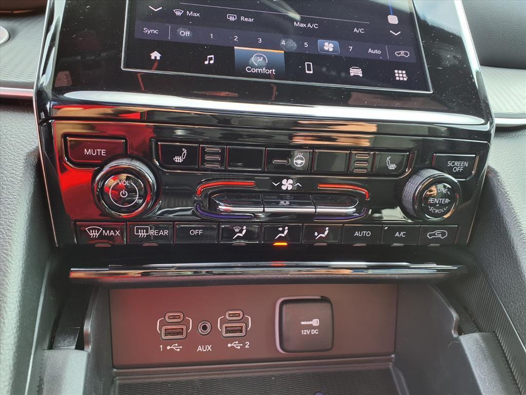 new 2025 Jeep Grand Cherokee car, priced at $39,512