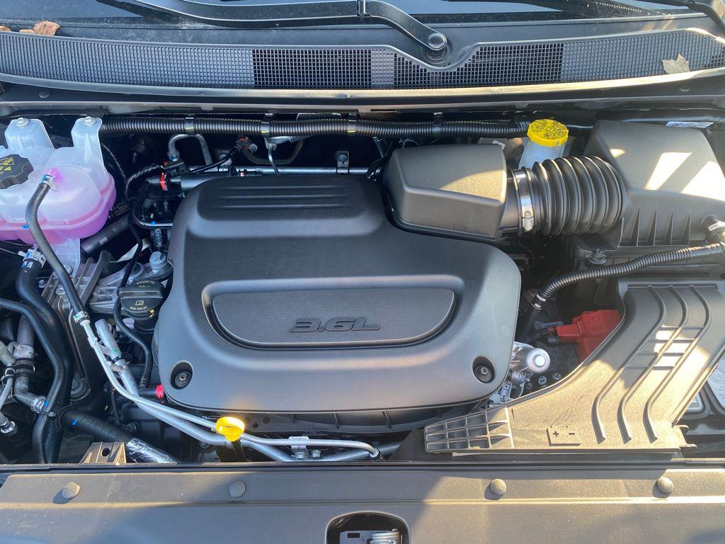new 2026 Chrysler Pacifica car, priced at $50,878