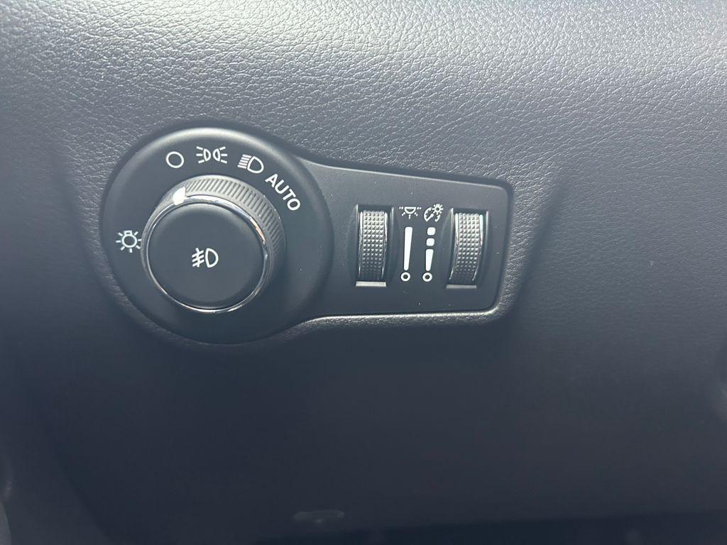 new 2026 Jeep Compass car, priced at $30,965