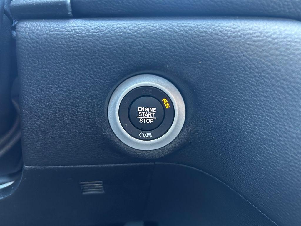 new 2026 Chrysler Pacifica car, priced at $43,764