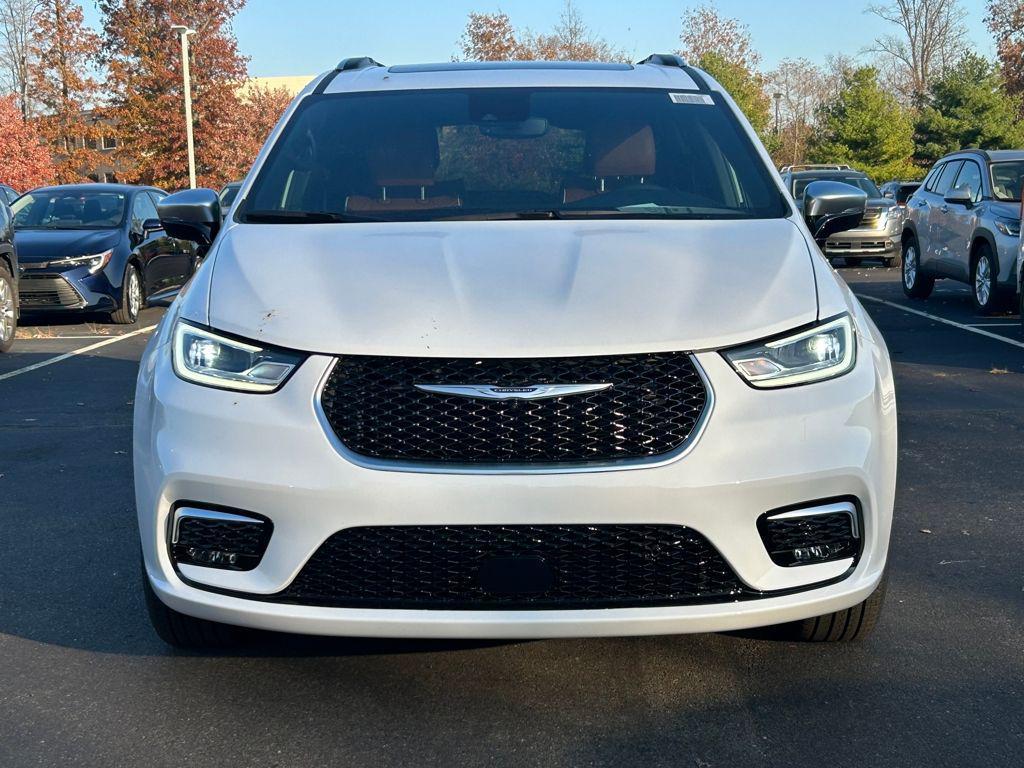 new 2026 Chrysler Pacifica car, priced at $52,531