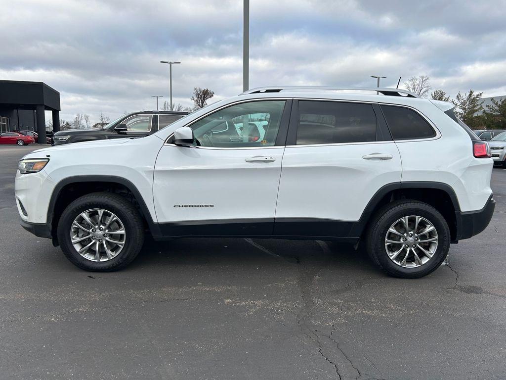 used 2019 Jeep Cherokee car, priced at $16,800