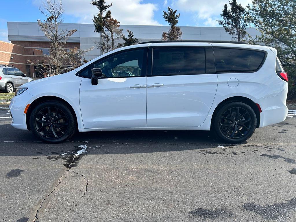 new 2026 Chrysler Pacifica car, priced at $42,764