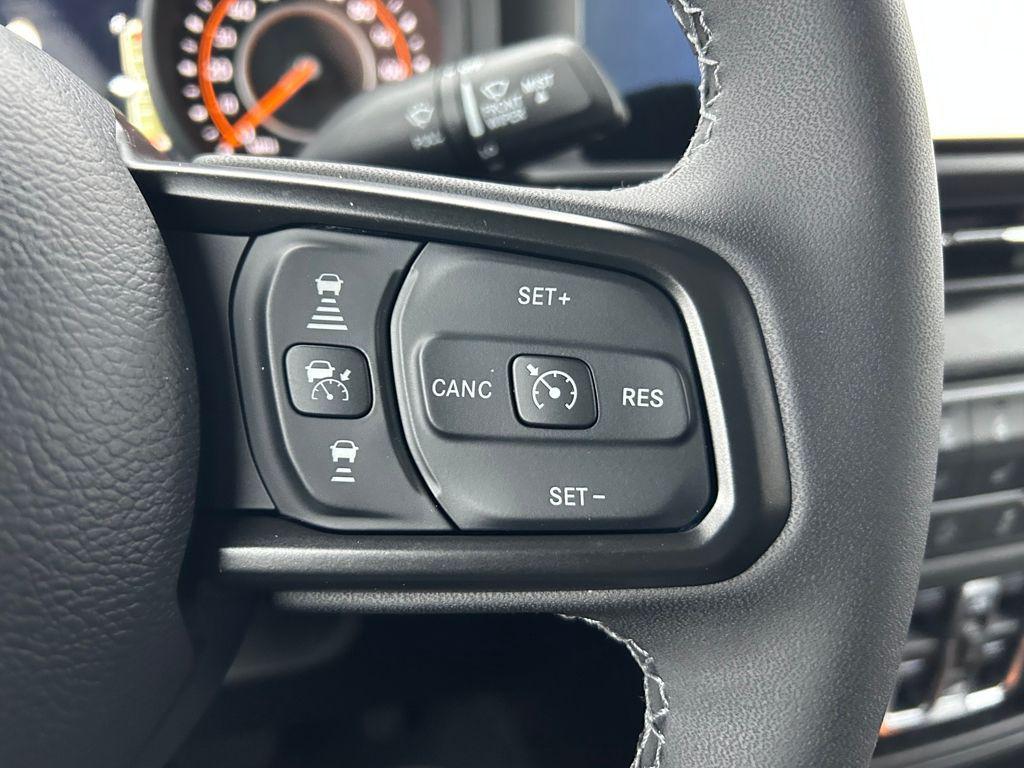 new 2026 Jeep Gladiator car, priced at $49,025