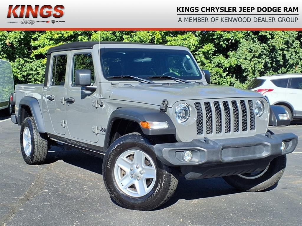 used 2020 Jeep Gladiator car, priced at $21,364