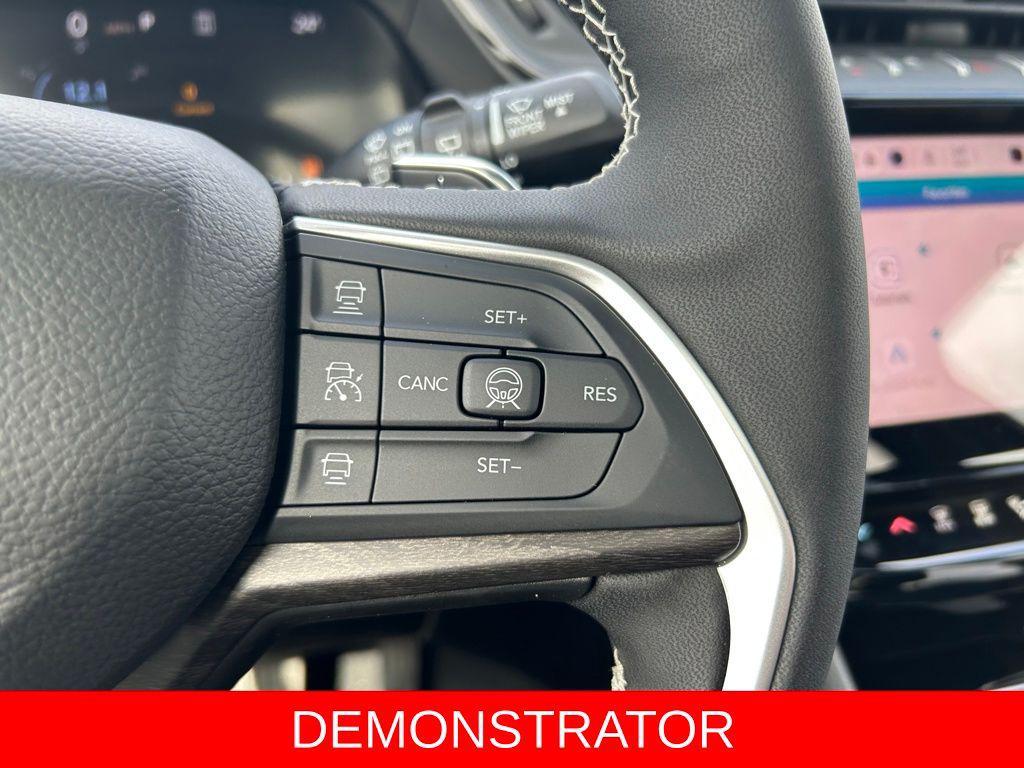 new 2026 Jeep Grand Cherokee car, priced at $44,267