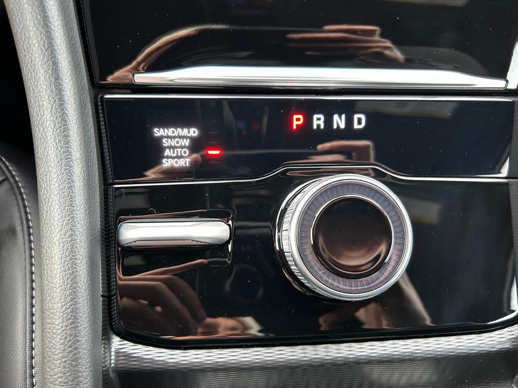 new 2026 Jeep Grand Cherokee car, priced at $47,880