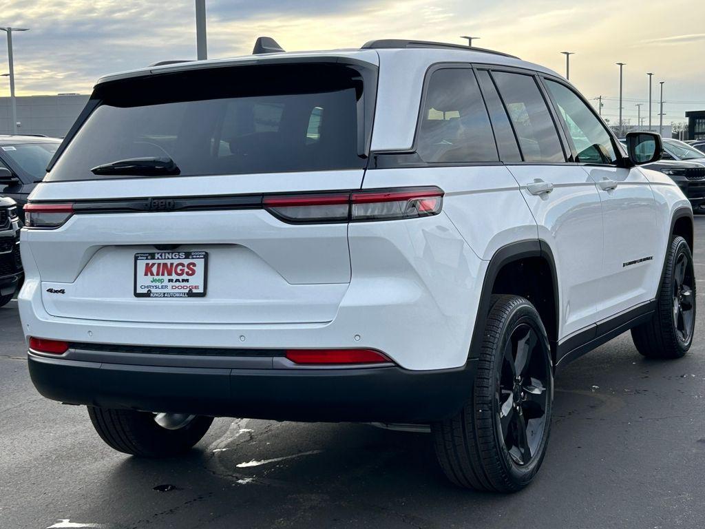 new 2026 Jeep Grand Cherokee car, priced at $47,880