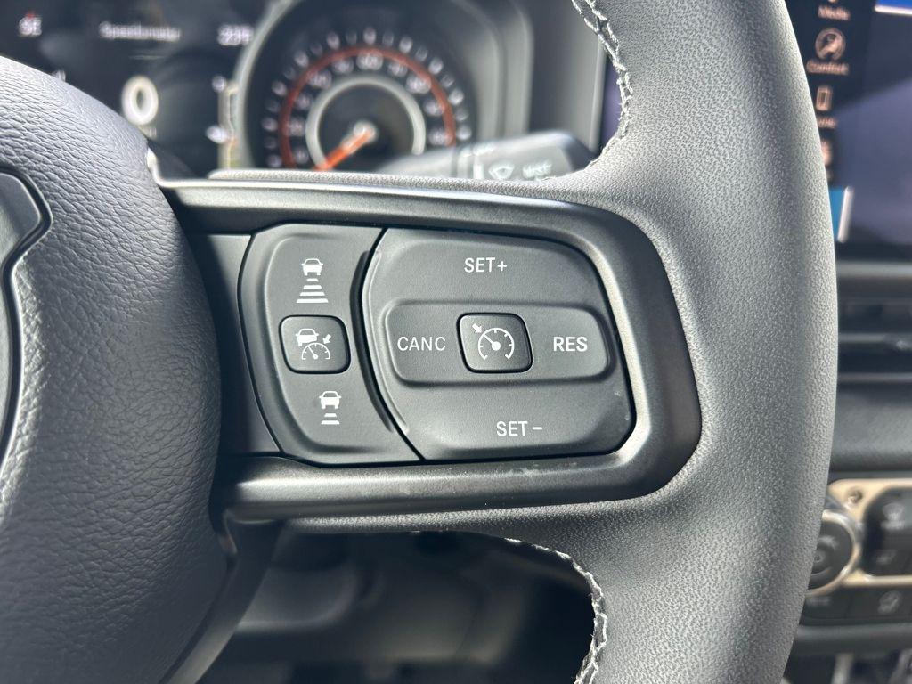 new 2026 Jeep Gladiator car, priced at $48,606