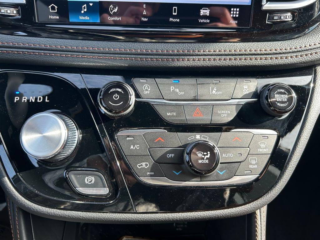 new 2026 Chrysler Pacifica car, priced at $50,084