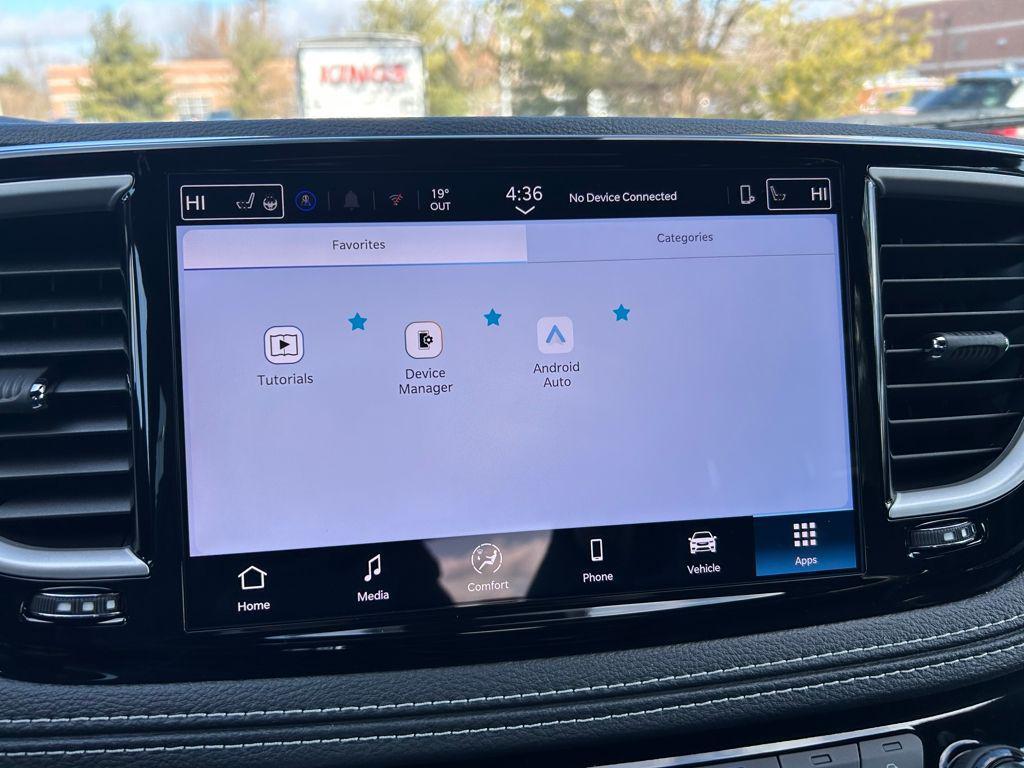 new 2025 Chrysler Pacifica car, priced at $40,434