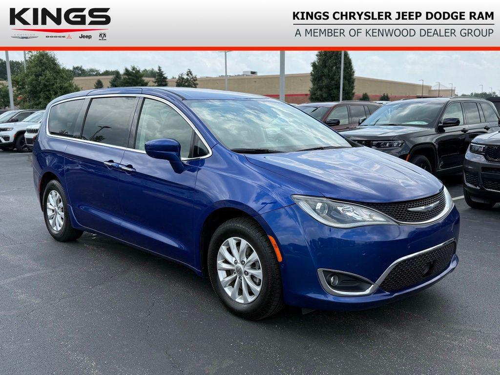 used 2019 Chrysler Pacifica car, priced at $12,948