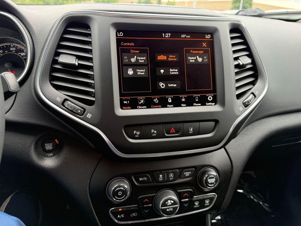 used 2023 Jeep Cherokee car, priced at $25,700