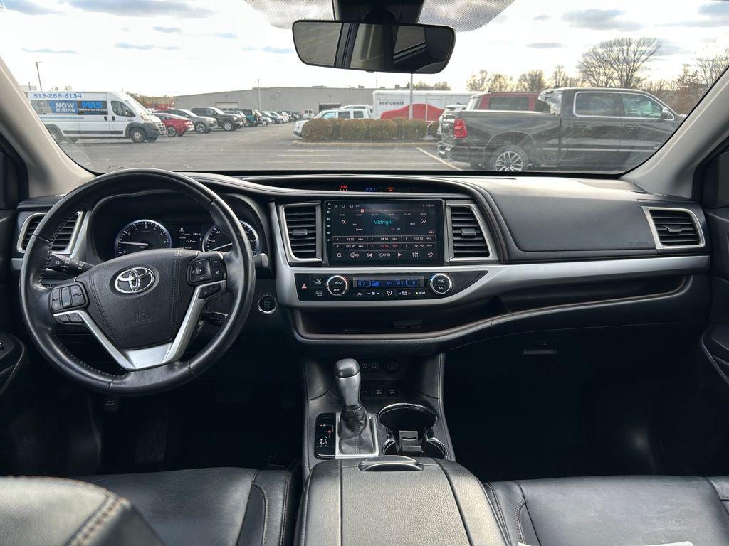 used 2017 Toyota Highlander car, priced at $20,395