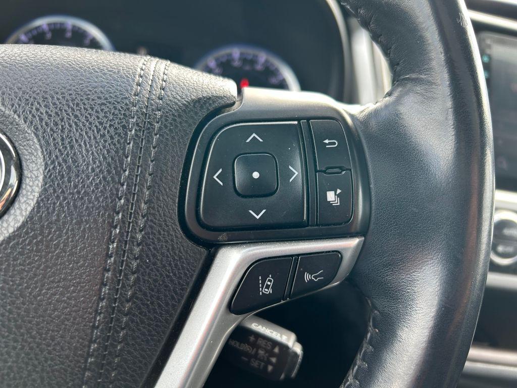 used 2017 Toyota Highlander car, priced at $20,395