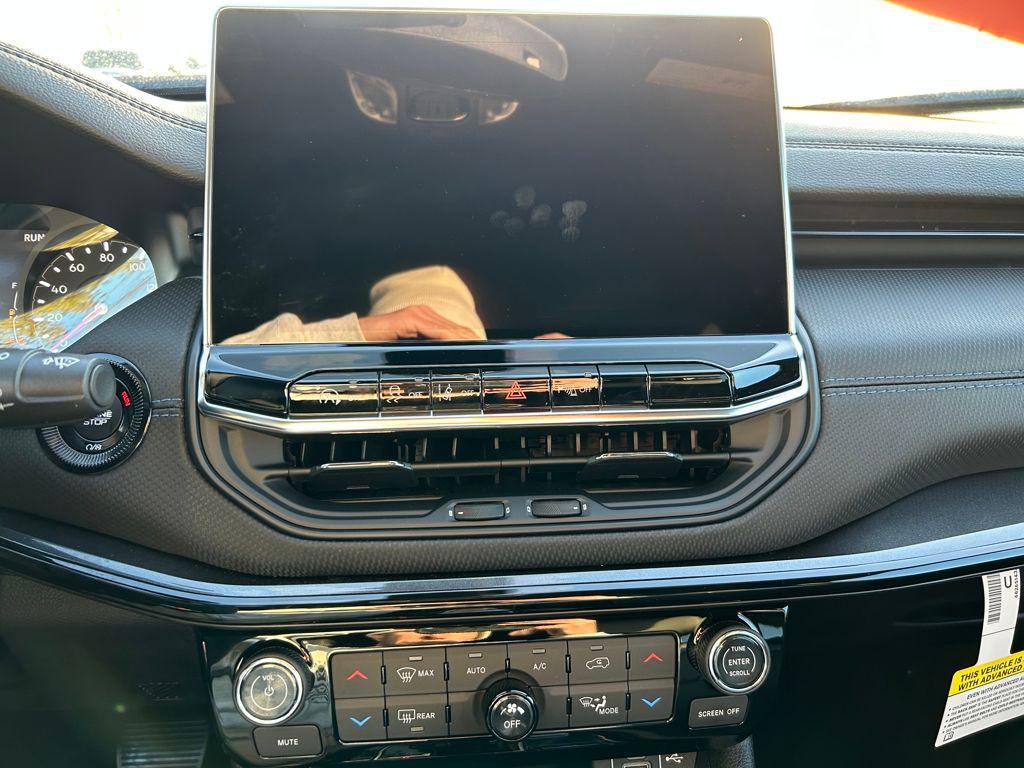 new 2026 Jeep Compass car, priced at $31,186