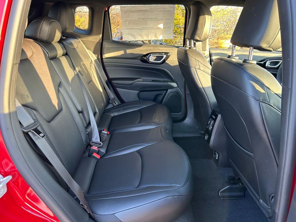 new 2026 Jeep Compass car, priced at $31,186