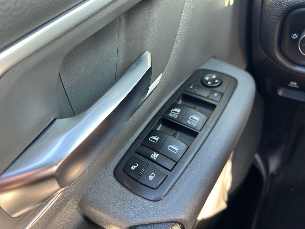used 2021 Ram 1500 car, priced at $31,000