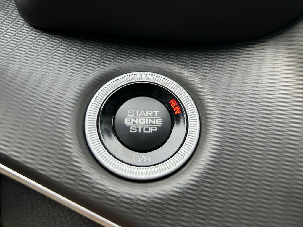 new 2025 Jeep Grand Cherokee car, priced at $46,539