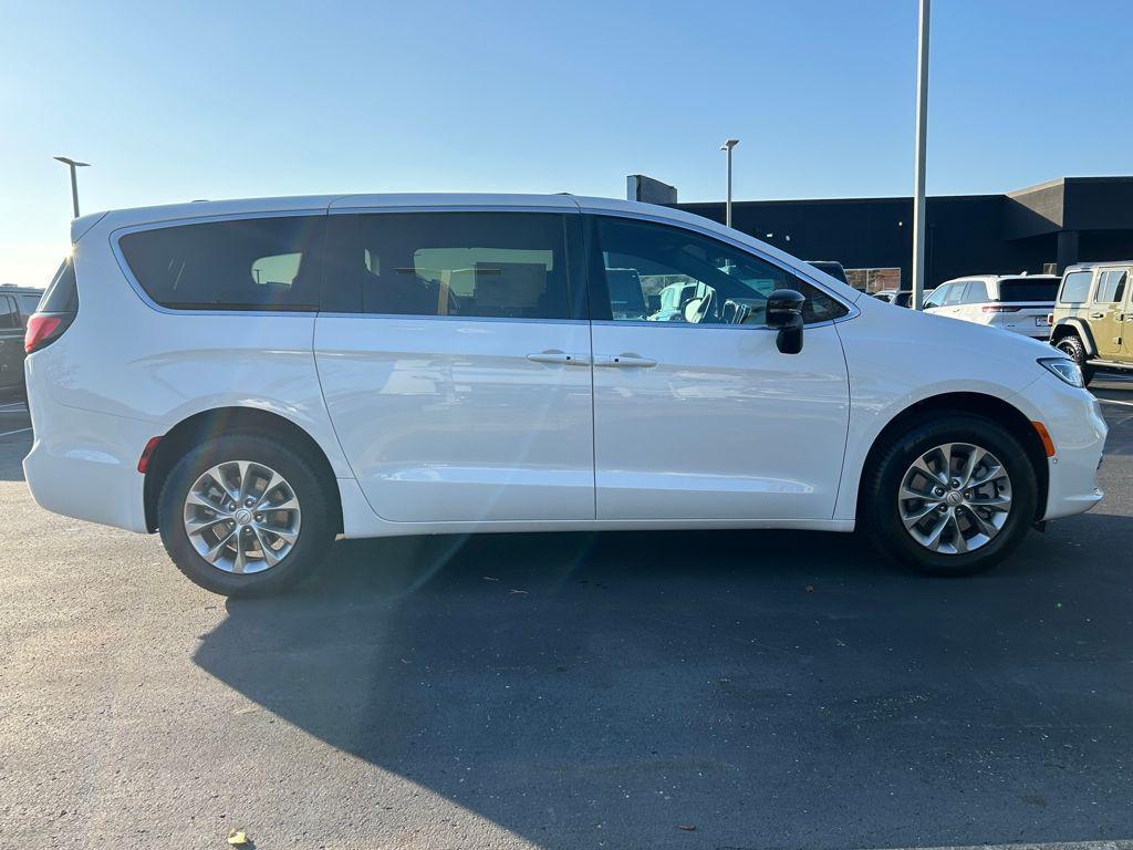 new 2026 Chrysler Pacifica car, priced at $43,171