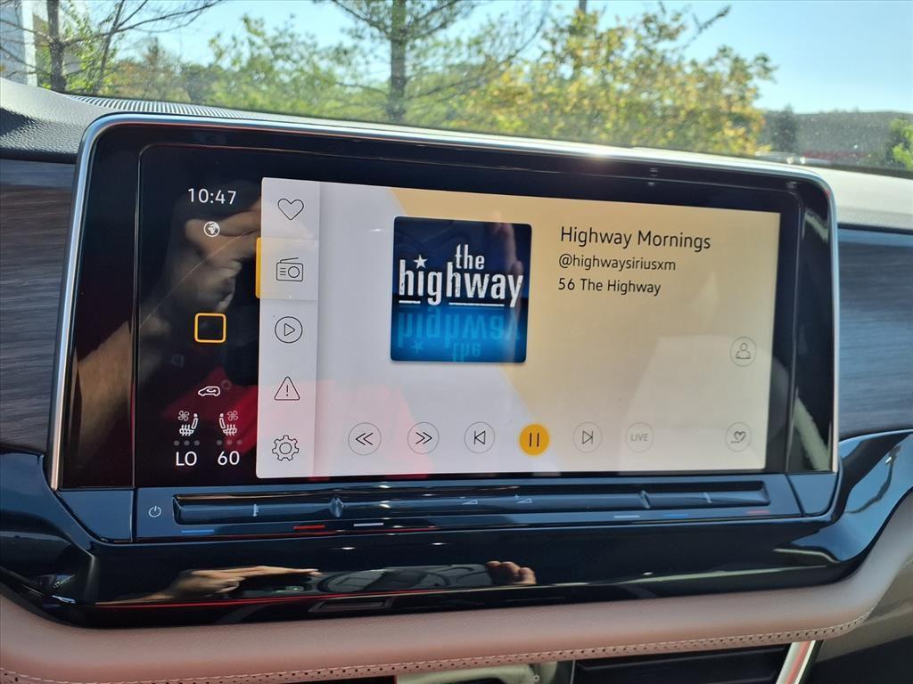 used 2025 Volkswagen Atlas car, priced at $39,000