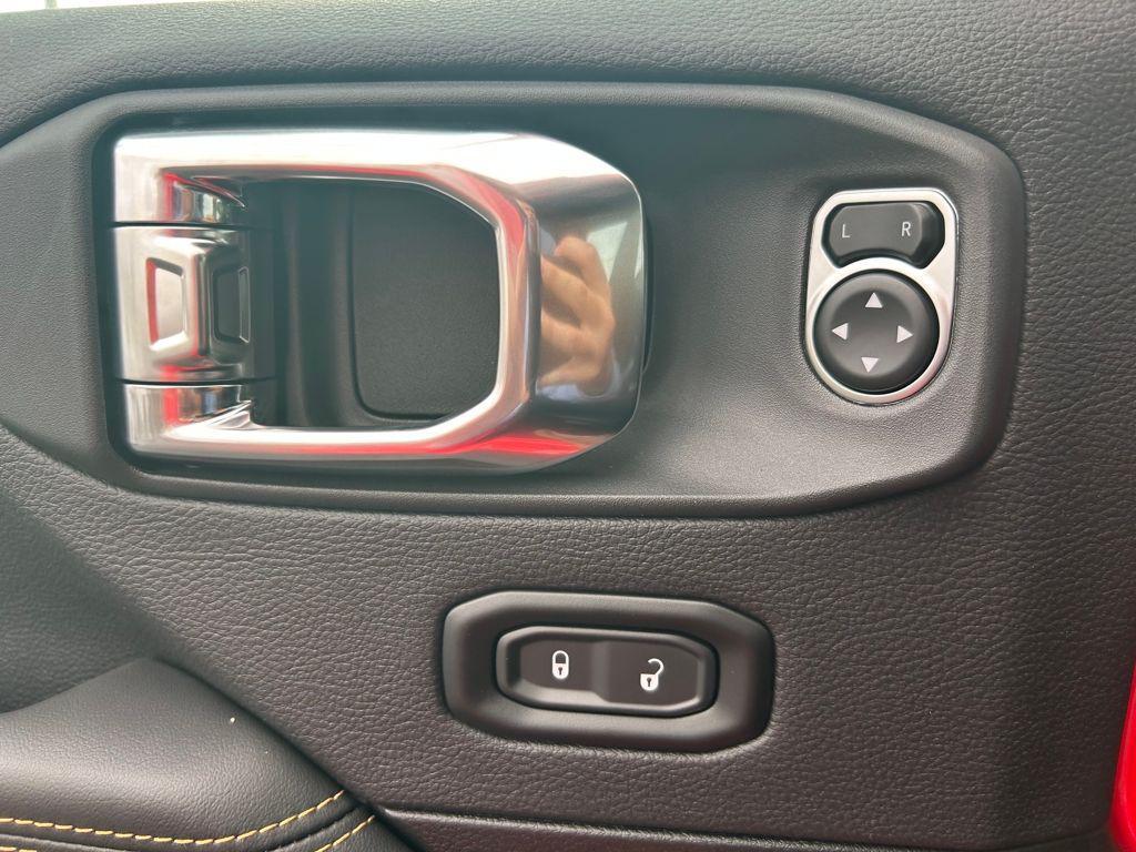 new 2026 Jeep Wrangler car, priced at $48,981