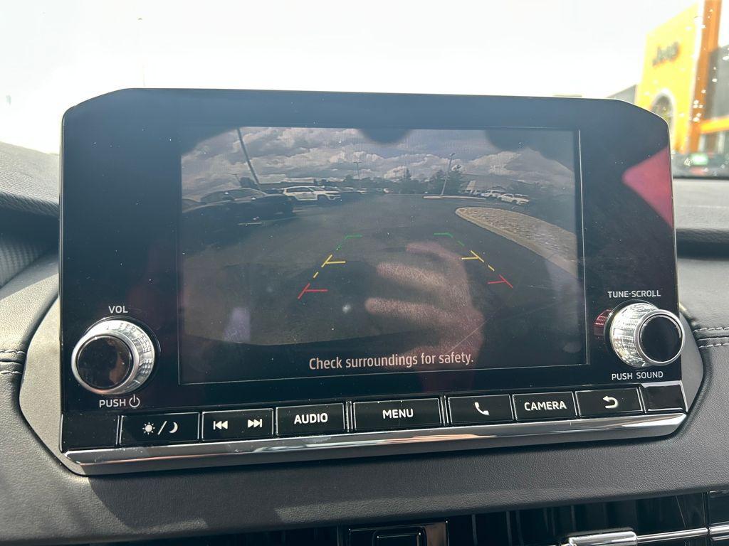 used 2022 Mitsubishi Outlander car, priced at $20,000