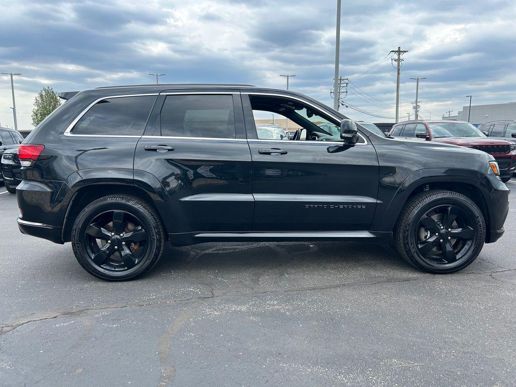 used 2016 Jeep Grand Cherokee car, priced at $20,000