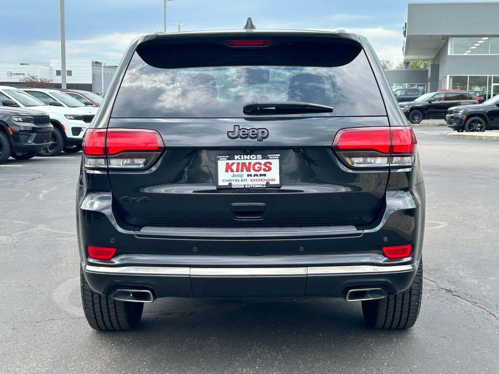 used 2016 Jeep Grand Cherokee car, priced at $20,000