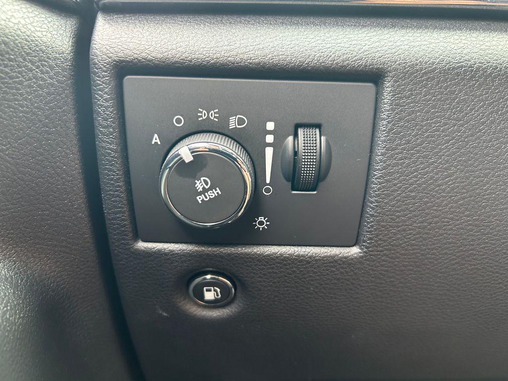 used 2016 Jeep Grand Cherokee car, priced at $20,000