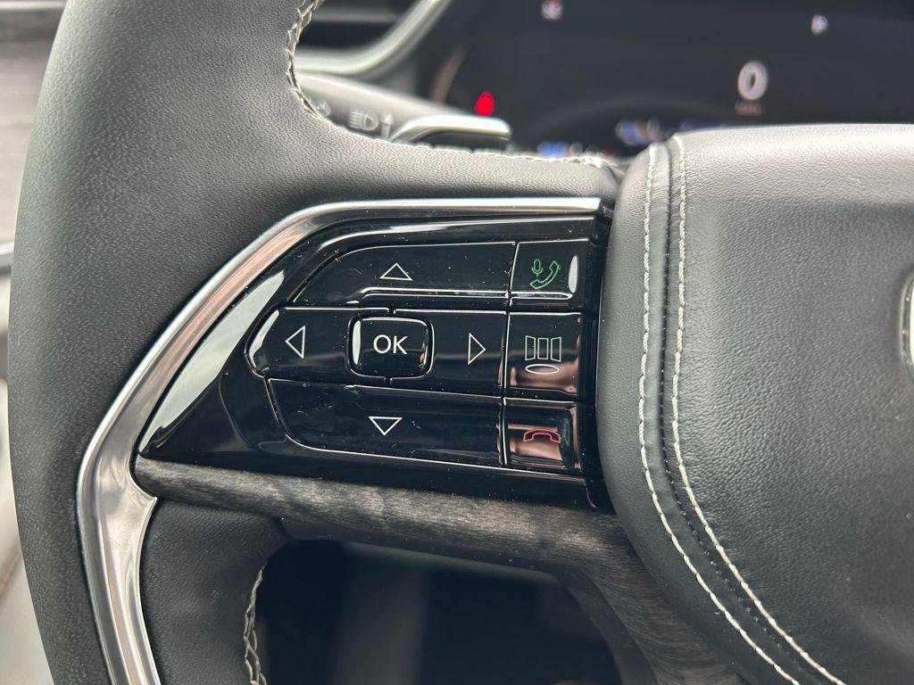 used 2023 Jeep Grand Cherokee car, priced at $37,000