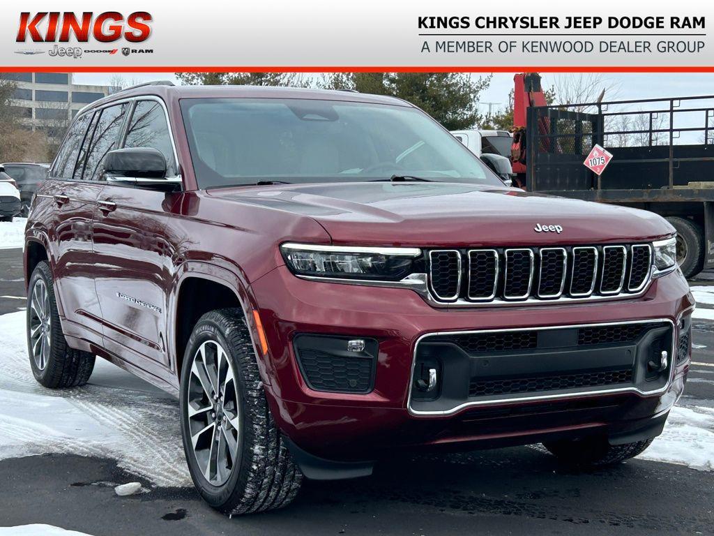 used 2023 Jeep Grand Cherokee car, priced at $37,000