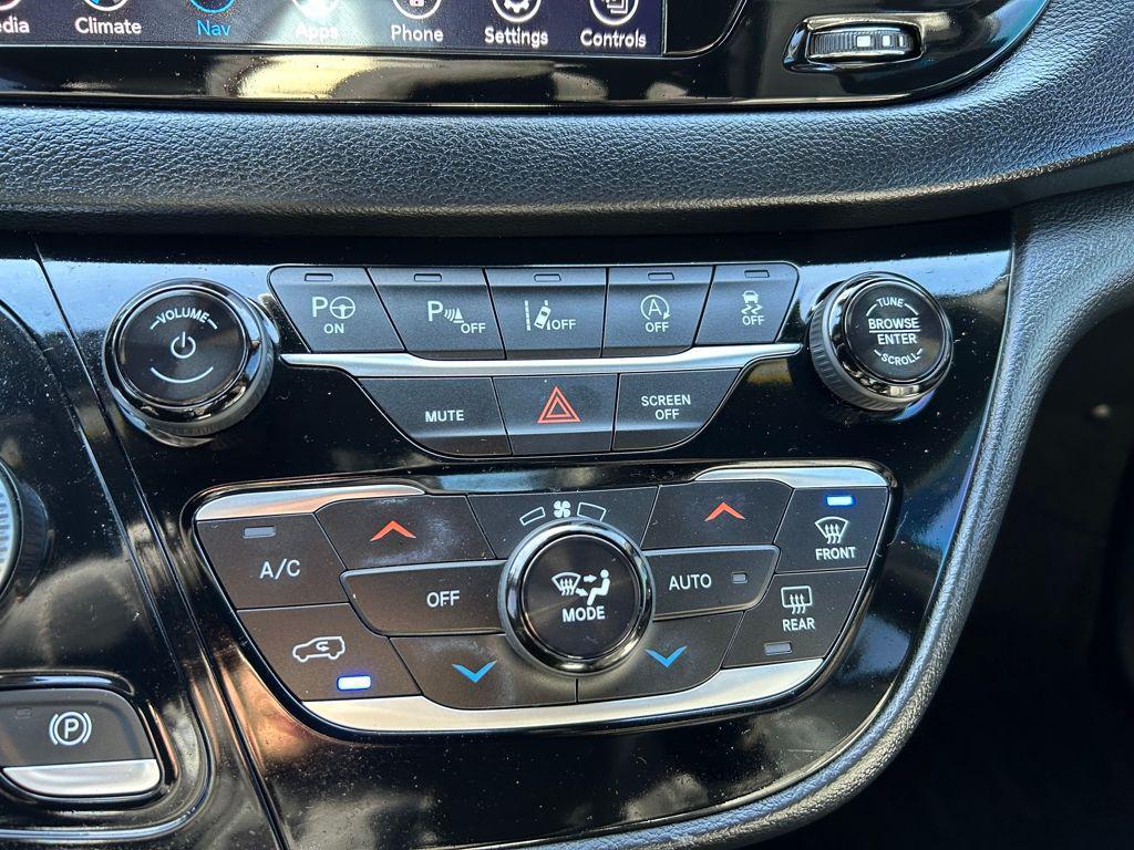 used 2020 Chrysler Pacifica car, priced at $16,000