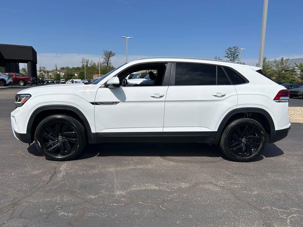 used 2022 Volkswagen Atlas Cross Sport car, priced at $25,700
